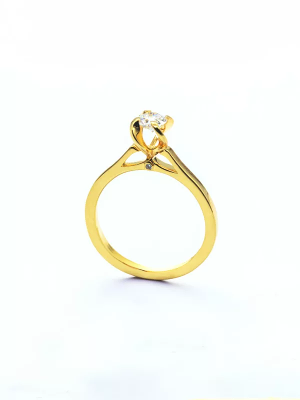 Diya - Yellow Gold Ring