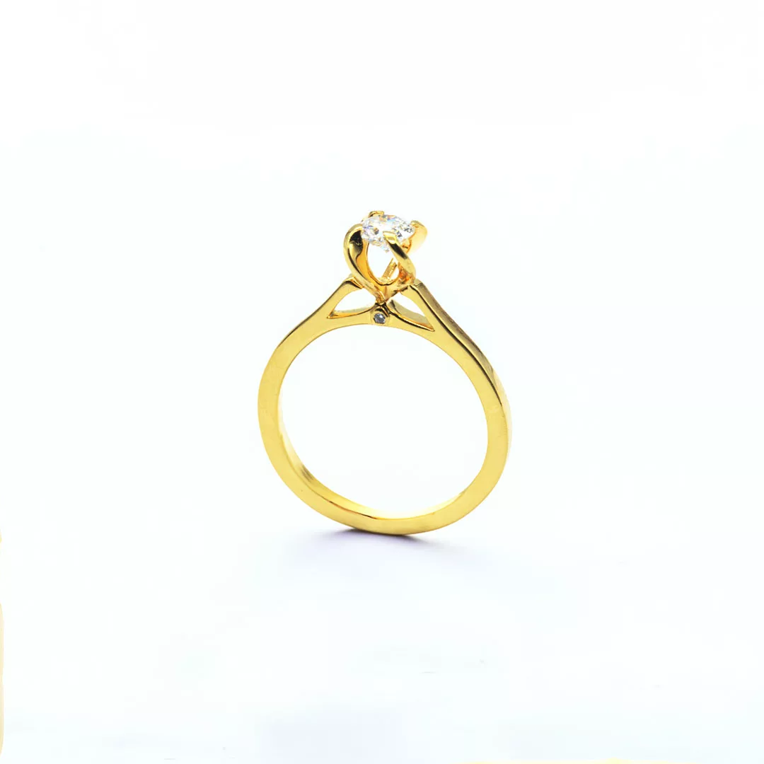 Diya - Yellow Gold Ring